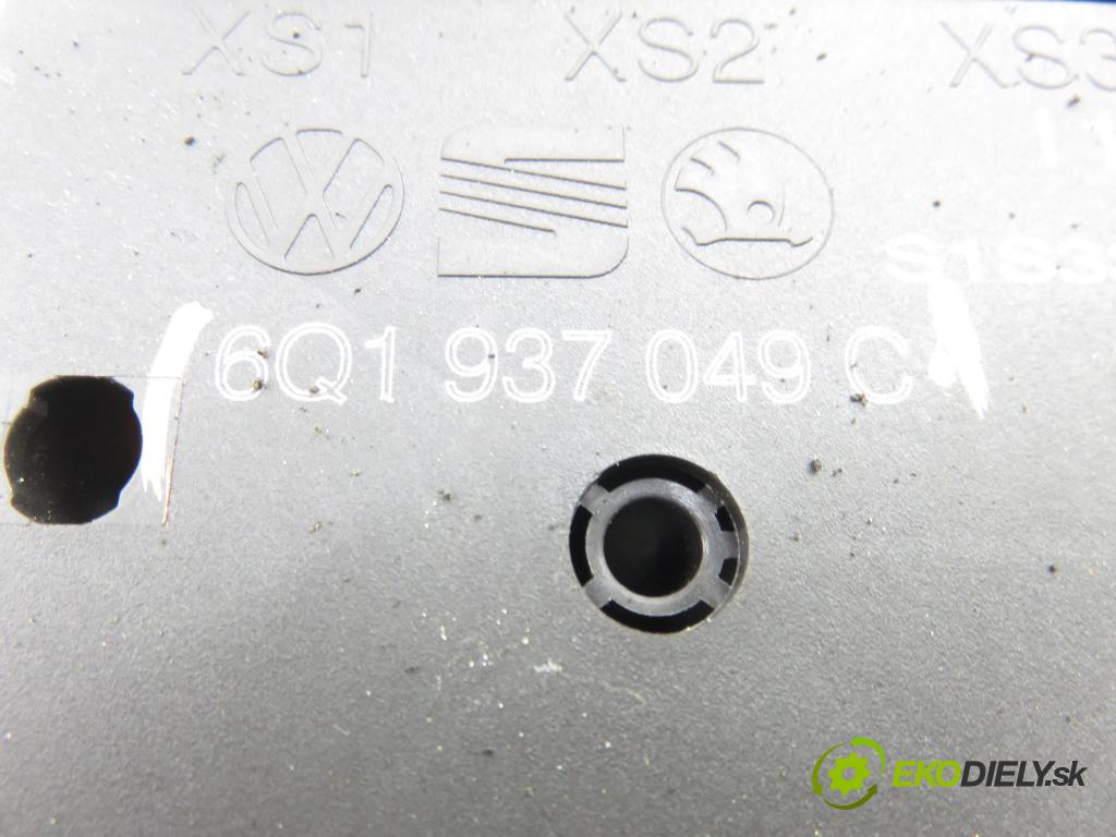 VW POLO (9N_) HB 2003 55,00 1.4 TDI - BAY 1422,00 MODUL komfortu 5WK48212C ; 6Q1937049C