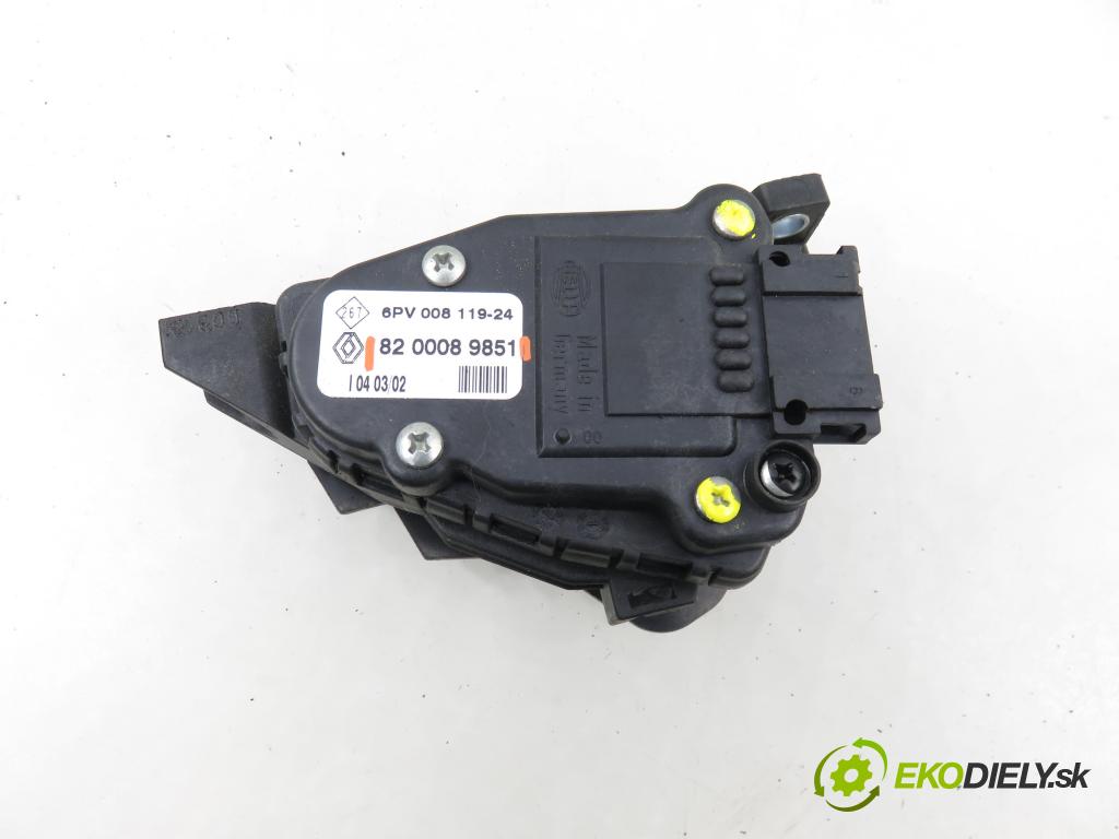 RENAULT CLIO II (BB_, CB_) HB 2002 55,00 1.2 16V (BB05, BB0W, BB11, BB27, BB2T, BB2U, BB2V, 1149,00 Potenciometer plynu 8200089851 (Potenciometer plynového pedálu)