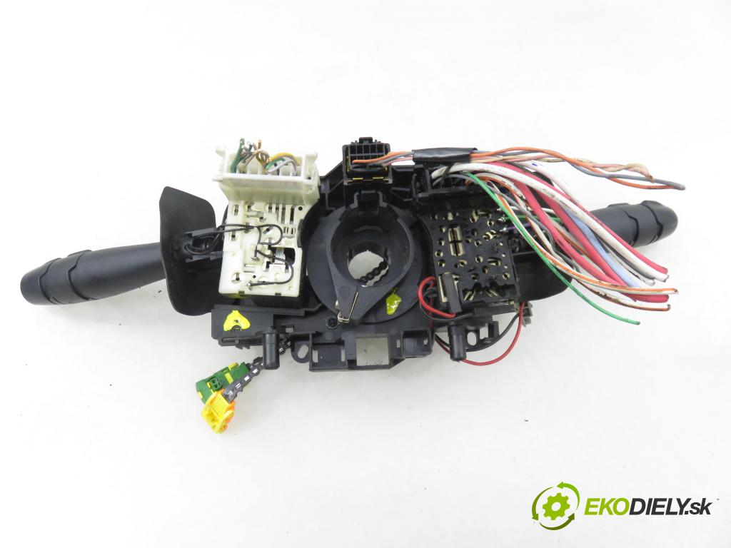 RENAULT CLIO II (BB_, CB_) HB 2002 55,00 1.2 16V (BB05, BB0W, BB11, BB27, BB2T, BB2U, BB2V, 1149,00 páčka/prepínač 61730002