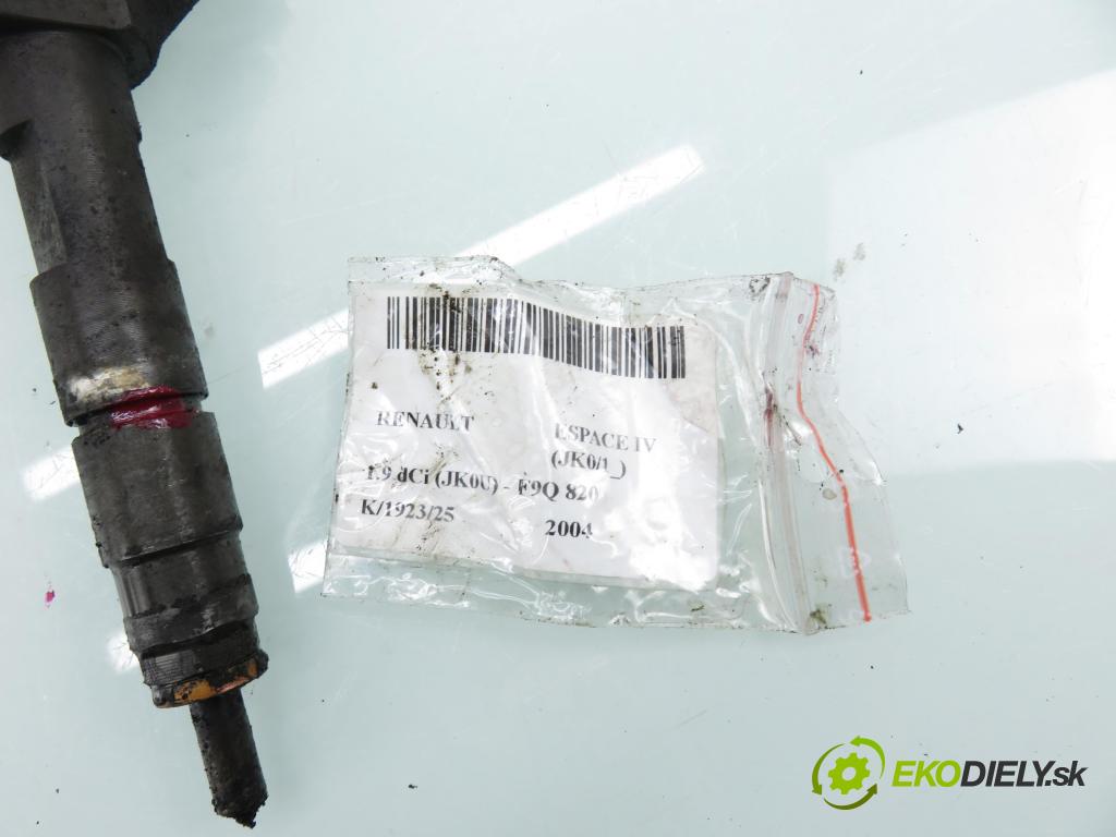 RENAULT ESPACE IV (JK0/1_) MINIVAN 2004 85,00 1.9 dCi 116 - F9Q 820 1870,00 vstrekovač 8200100272 ; 0445110110B (Vstrekovač paliva)
