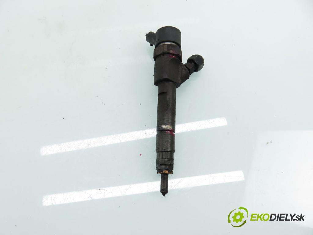 RENAULT ESPACE IV (JK0/1_) MINIVAN 2004 85,00 1.9 dCi 116 - F9Q 820 1870,00 vstrekovač 8200100272 ; 0445110110B (Vstrekovač paliva)