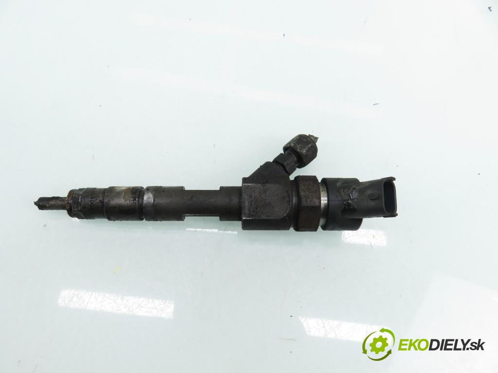 RENAULT ESPACE IV (JK0/1_) MINIVAN 2004 85,00 1.9 dCi 116 - F9Q 820 1870,00 vstrekovač 8200100272 ; 0445110110B (Vstrekovač paliva)