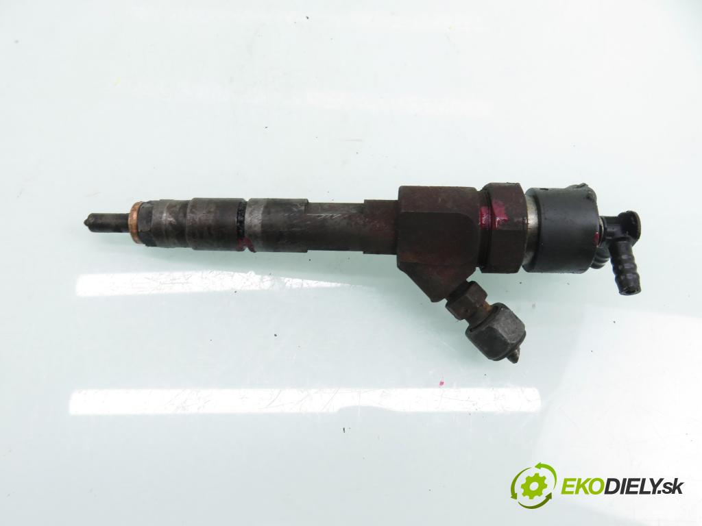 RENAULT ESPACE IV (JK0/1_) MINIVAN 2004 85,00 1.9 dCi 116 - F9Q 820 1870,00 vstrekovač 8200100272 ; 0445110110B (Vstrekovač paliva)