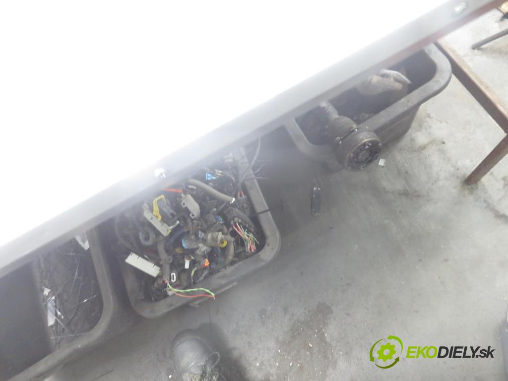 RENAULT CLIO II (BB_, CB_) HB 2002 55,00 1.2 16V (BB05, BB0W, BB11, BB27, BB2T, BB2U, BB2V, 1149,00 Štartér  (Štartér)