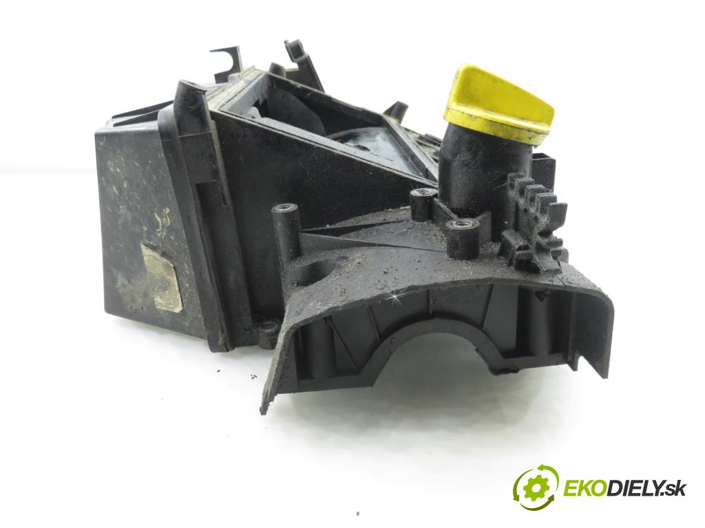RENAULT CLIO II (BB_, CB_) HB 2002 55,00 1.2 16V (BB05, BB0W, BB11, BB27, BB2T, BB2U, BB2V, 1149,00 Kryt Ventilov 8200120140A