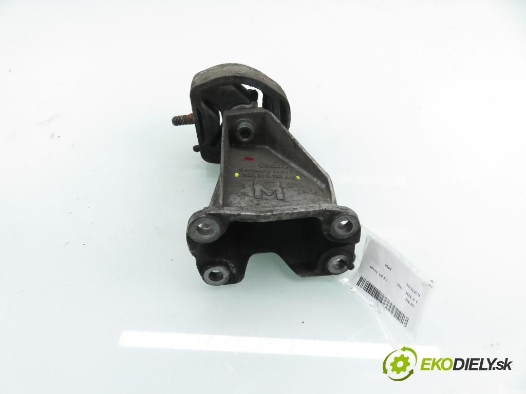 AUDI A4 Avant (8D5, B5) KOMBI 1998 66,00 1.9 TDI - AHU 1896,00 Uchytenie prevodovky 8D0399113AB