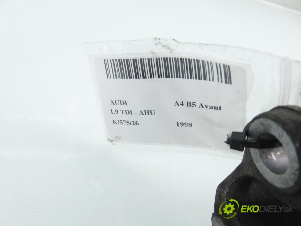 AUDI A4 Avant (8D5, B5) KOMBI 1998 66,00 1.9 TDI - AHU 1896,00 Uchytenie prevodovky 8D0399113AB