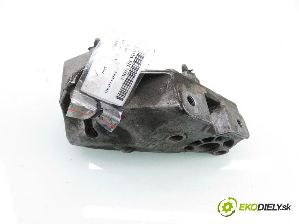 SEAT LEON (1M1) HB 2001 92,00 1.8 20V - AGN 1781,00 Uchytenie Motor 038199207H