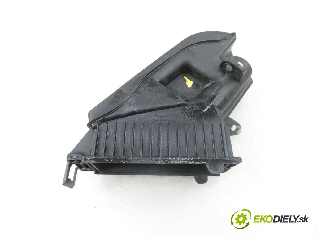 RENAULT CLIO II (BB_, CB_) HB 2002 55,00 1.2 16V (BB05, BB0W, BB11, BB27, BB2T, BB2U, BB2V, 1149,00 Obal filtra vzduchu 8200042209 (Obal vzduchového filtra)