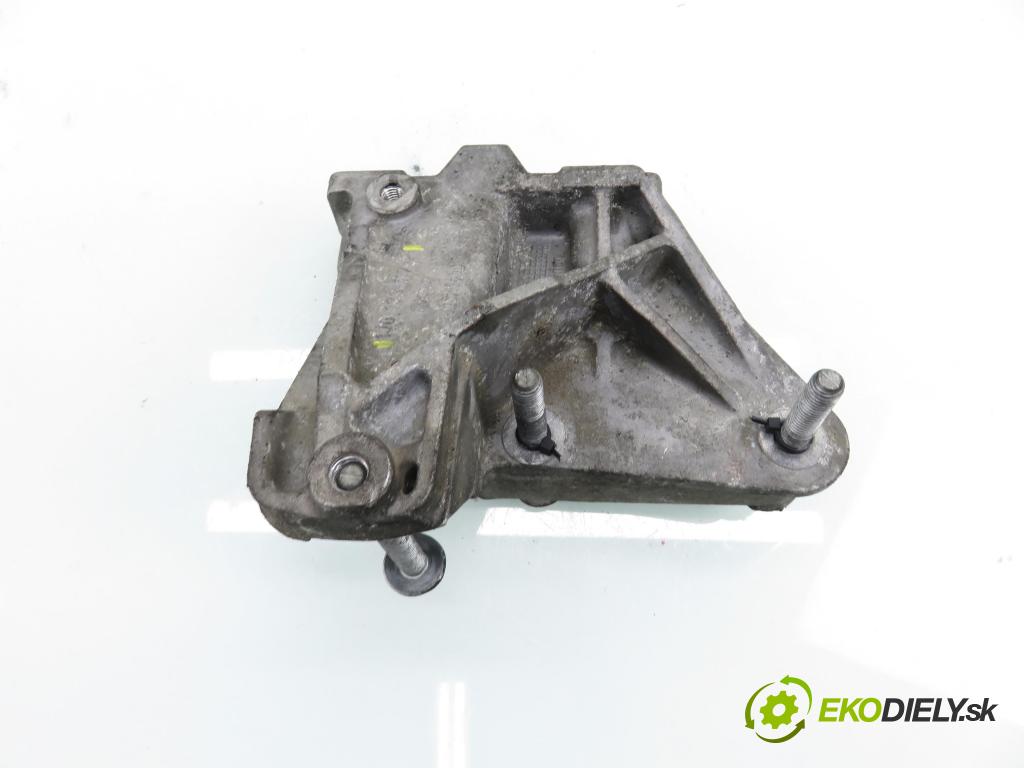 VW NEW BEETLE (9C1, 1C1) HB 2001 66,00 1.9 TDI 90 - ALH 1896,00 Uchytenie prevodovky 1J0199117P