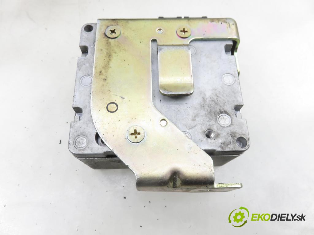 RENAULT CLIO II (BB_, CB_) HB 2002 55,00 1.2 16V (BB05, BB0W, BB11, BB27, BB2T, BB2U, BB2V, 1149,00 serv/podporovanie elektrické 8200149673A