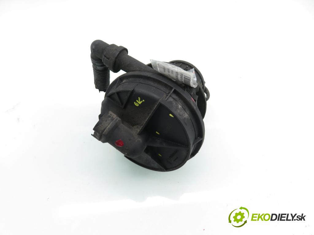 SEAT LEON (1M1) HB 2001 92,00 1.8 20V - AGN 1781,00 Pumpa vzduchu 72273803 ; 06A959253B ; 06A131083B