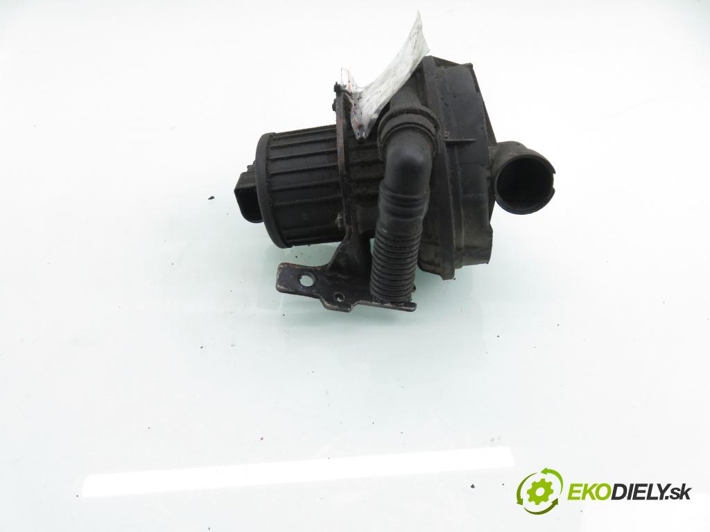 SEAT LEON (1M1) HB 2001 92,00 1.8 20V - AGN 1781,00 Pumpa vzduchu 72273803 ; 06A959253B ; 06A131083B