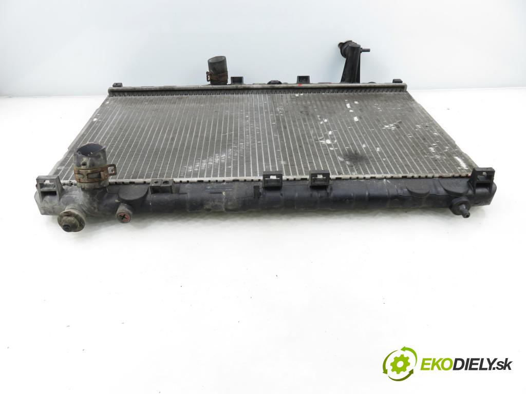 HYUNDAI SANTA FÉ I (SM) SUV 2004 107,00 2.4 16V 146 - G4JS-G 2351,00 chladič vody