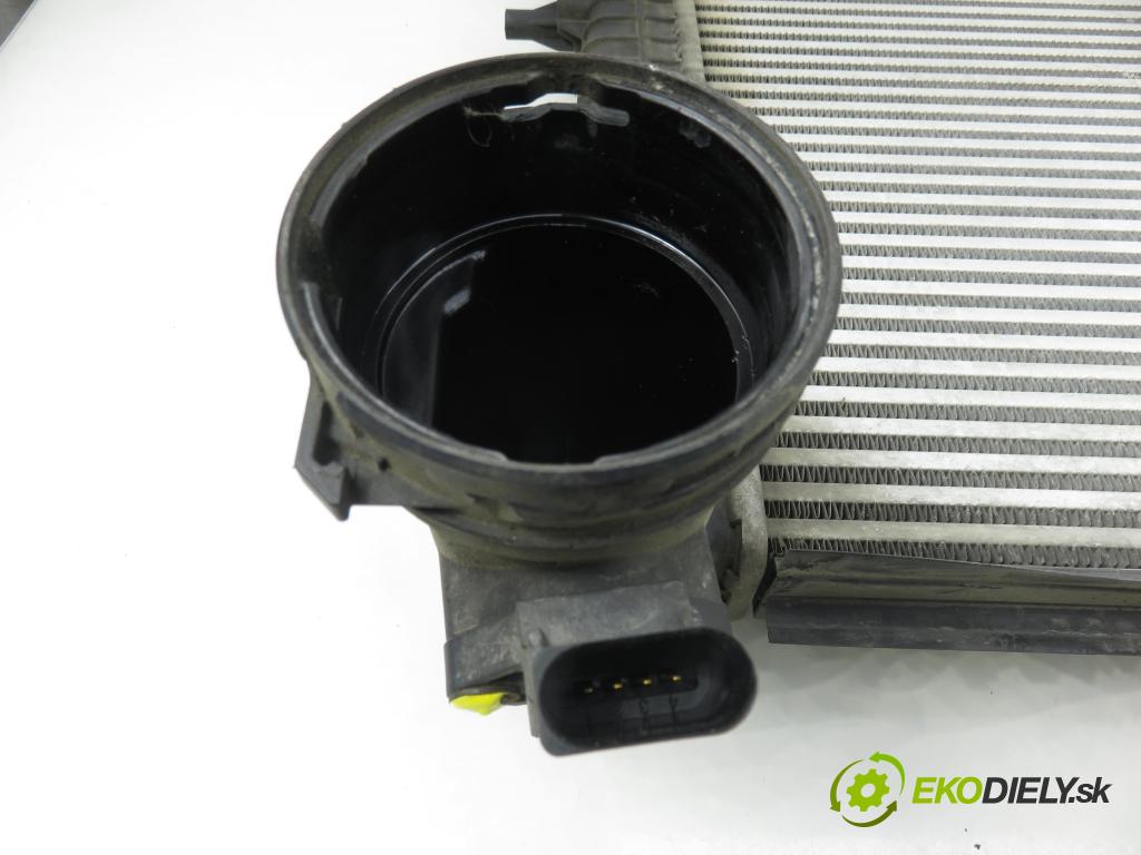 VW GOLF V (1K1) HB 2007 77,00 1.9 TDI - BLS 1896,00 chladič intercooler 1K0145928D