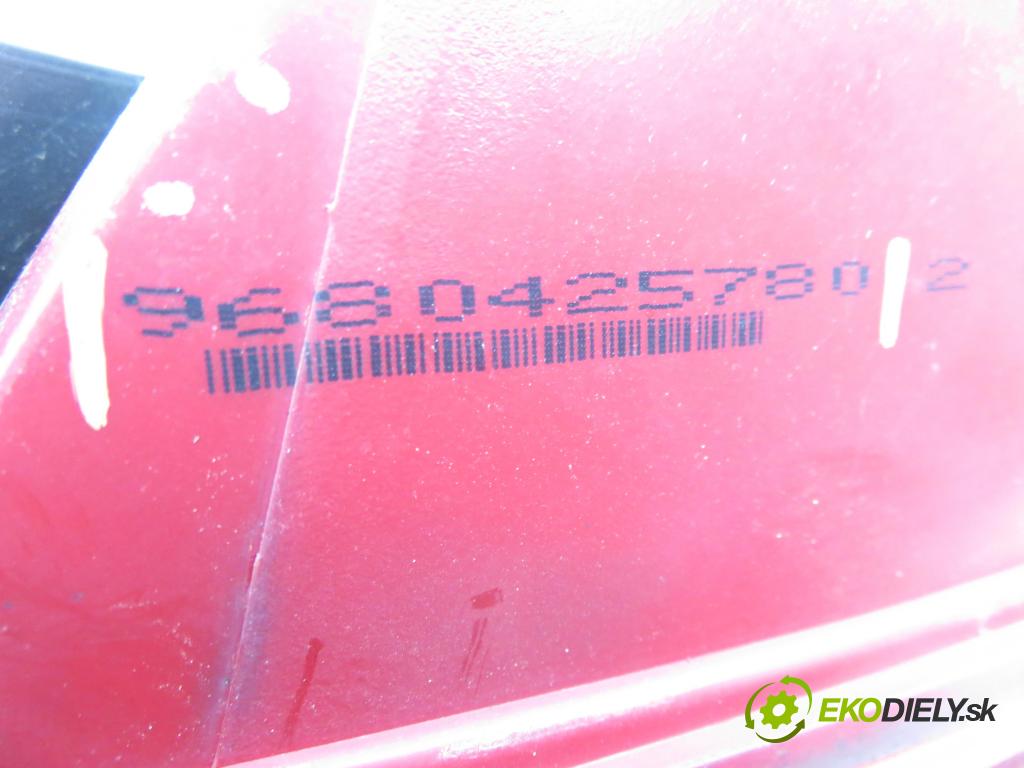 PEUGEOT 308 (4A_, 4C_) HB 2008 110,00 1.6 THP 150 - 5FX (EP6DT) 1598,00 Svetlo ľavé zadné 9680425780