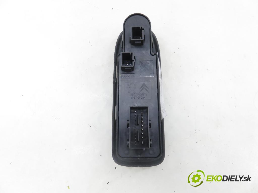 PEUGEOT 308 (4A_, 4C_) HB 2008 110,00 1.6 THP 150 - 5FX (EP6DT) 1598,00 Panel ovládania okien 96644917XT