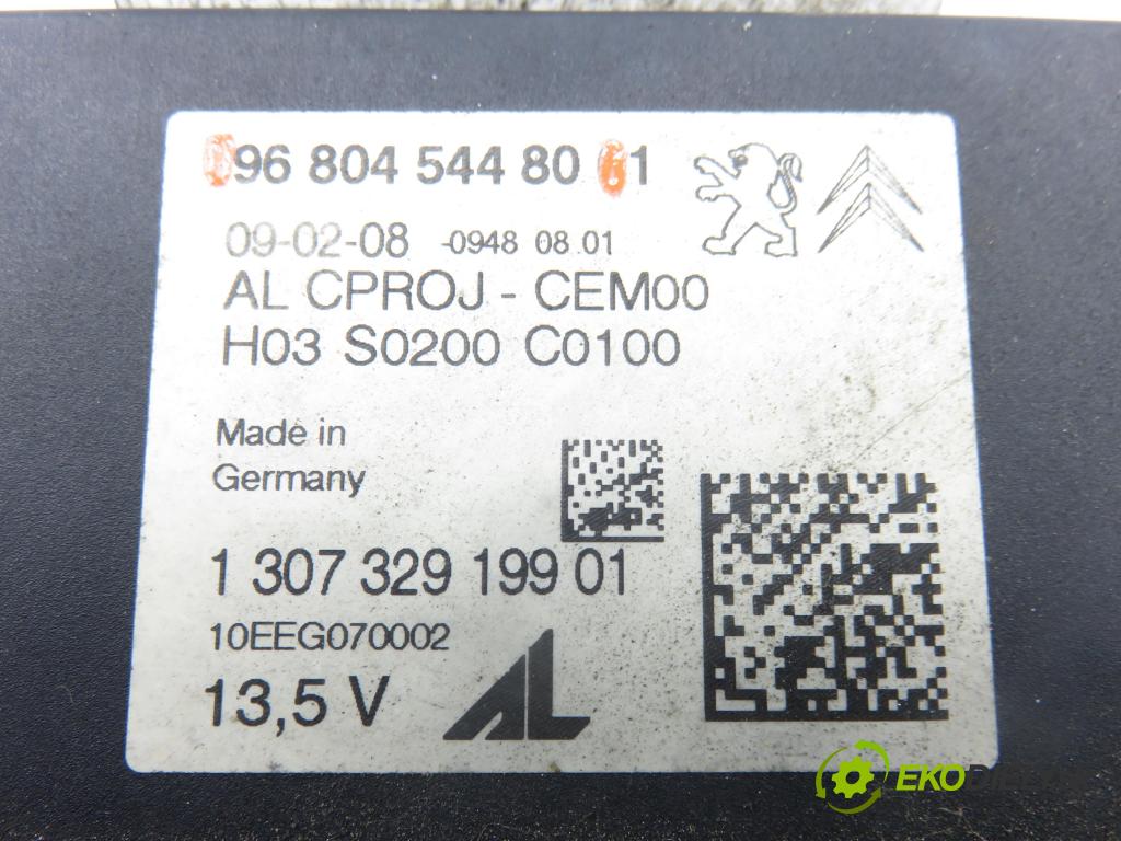 PEUGEOT 308 (4A_, 4C_) HB 2008 110,00 1.6 THP 150 - 5FX (EP6DT) 1598,00 Riadiaca jednotka svetlá 9680454480