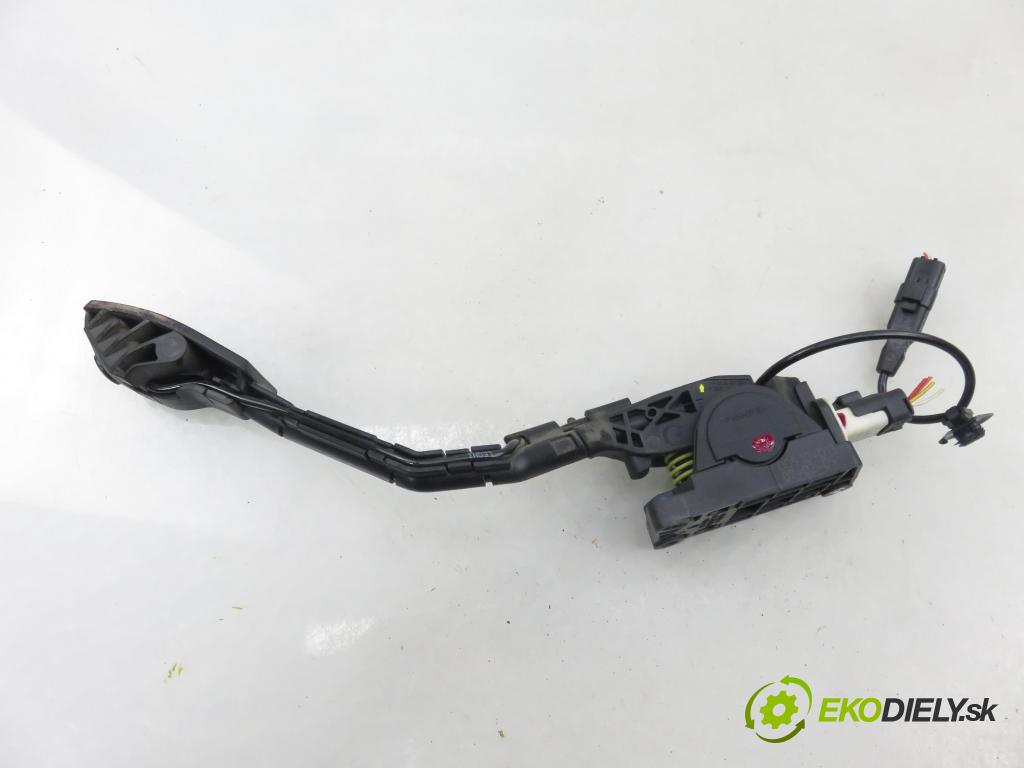 CITROEN C5 II (RC_) LIFTBACK 2007 100,00 2.0 HDi 136 - RHR (DW10BTED4) 1997,00 Potenciometer plynu 9650341780 ; 0280755012 ; F00C3P2335 (Potenciometer plynového pedálu)