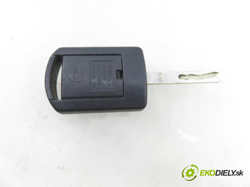 OPEL MERIVA A nadwozie wielkoprzestrzenne (MPV) (X03) HB 2004 55,00 1.7 DTI 75 - Y 17 DT 1686,00 spinačka 90589389 ; 13144390UN ; 5WK47631 (Spínacia skrinka)