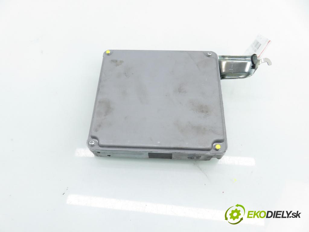 TOYOTA COROLLA Verso (ZER_, ZZE12_, R1_) VAN 2007 95,00 1.8 (ZNR11_) 129 - 1ZZ-FE 1794,00 Riadiaca jednotka Motor 896610F030 ; MB2750007344