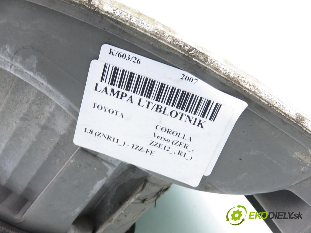 TOYOTA COROLLA Verso (ZER_, ZZE12_, R1_) VAN 2007 95,00 1.8 (ZNR11_) 129 - 1ZZ-FE 1794,00 Svetlo ľavé zadné