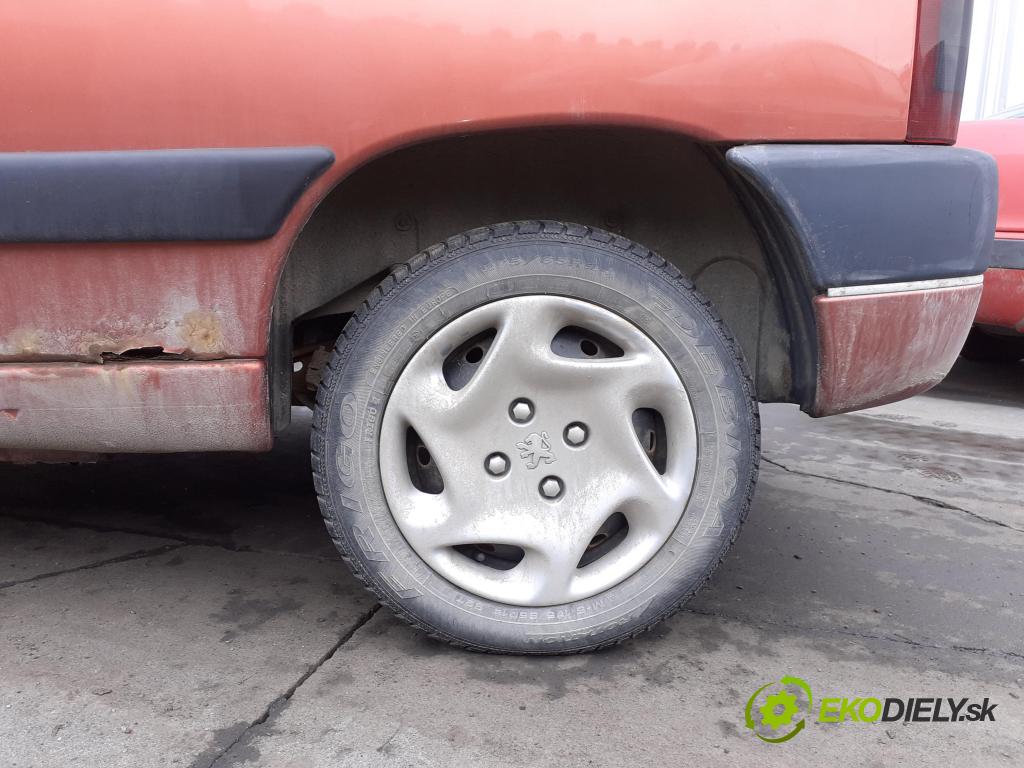 PEUGEOT PARTNER Combispace (5F) KOMBIVAN 2003 66,00 2.0 HDI - RHY (DW10TD) 1997,00 Výstuha zadná 