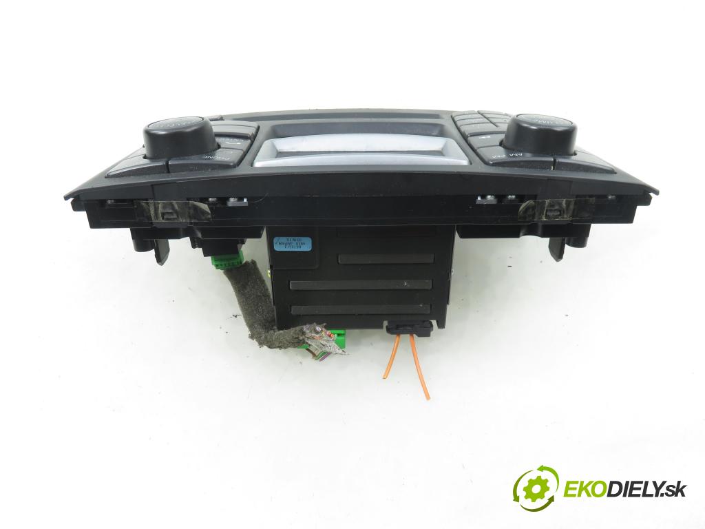VOLVO XC90 I (275) SUV 2005 200,00 T6 AWD - B 6294 T 2922,00 Ovládač rádia 30646127