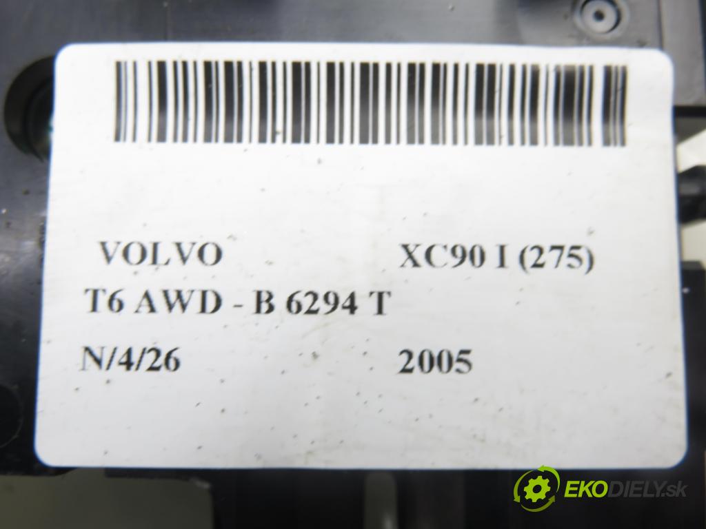 VOLVO XC90 I (275) SUV 2005 200,00 T6 AWD - B 6294 T 2922,00 Ovládač rádia 30646127