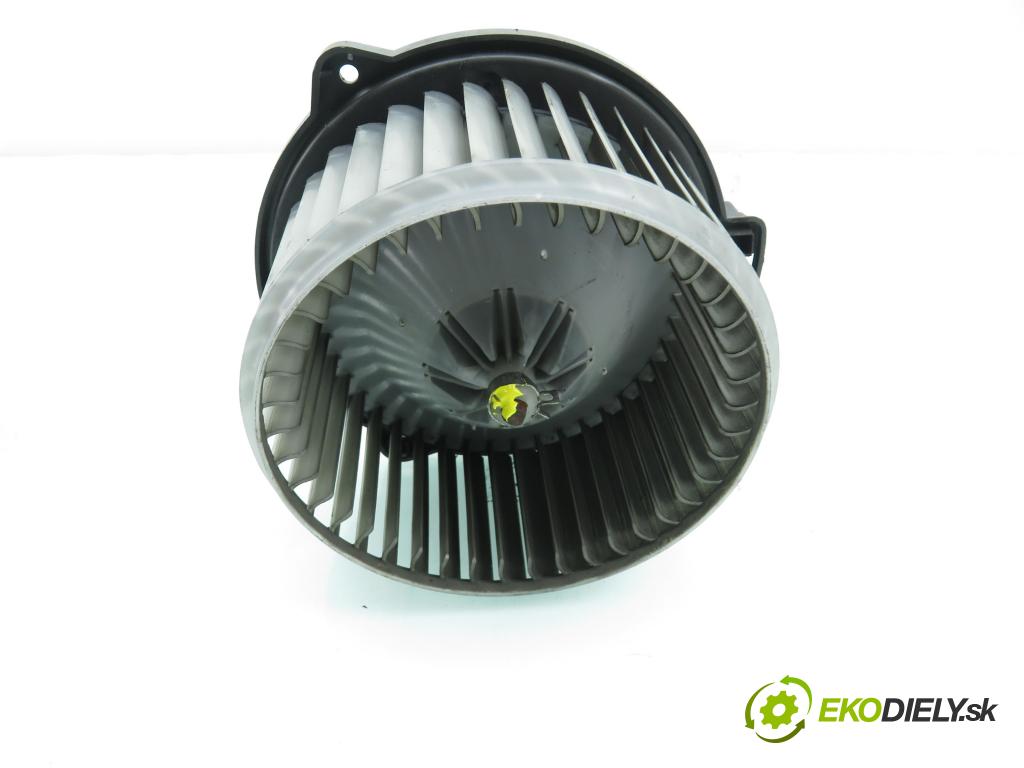 TOYOTA COROLLA Verso (ZER_, ZZE12_, R1_) VAN 2007 95,00 1.8 (ZNR11_) 129 - 1ZZ-FE 1794,00 Ventilátor vetráku 0130101601 ; 0160700610