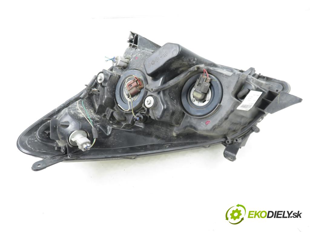 TOYOTA COROLLA Verso (ZER_, ZZE12_, R1_) VAN 2007 95,00 1.8 (ZNR11_) 129 - 1ZZ-FE 1794,00 Svetlo PP