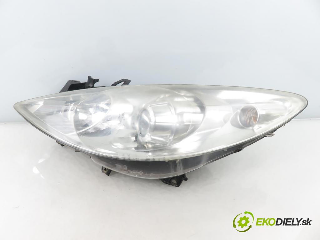 PEUGEOT 307 (3A/C) HB 2005 65,00 1.4 16V - KFU (ET3J4) 1360,00 Svetlo LP 43170748
