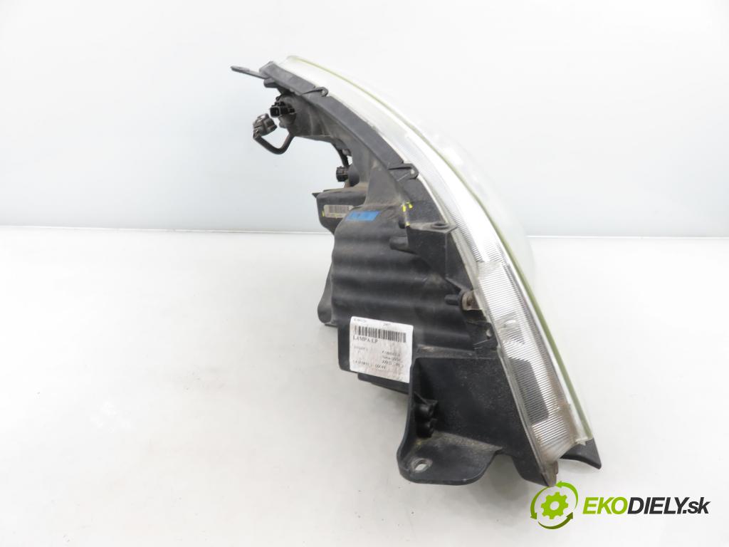 TOYOTA COROLLA Verso (ZER_, ZZE12_, R1_) VAN 2007 95,00 1.8 (ZNR11_) 129 - 1ZZ-FE 1794,00 Svetlo LP P7105L