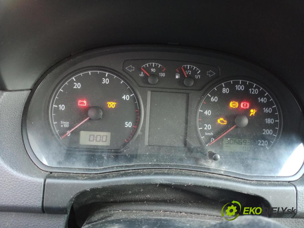 VW POLO (9N_) HB 2003 55,00 1.4 TDI - BAY 1422,00 Prístrojovka elektrický 6Q0920800M