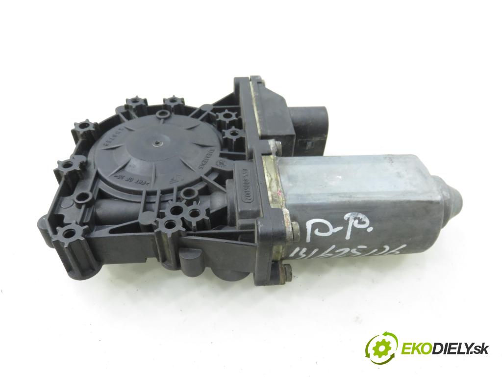 AUDI A3 (8L1) HB 2003 96,00 1.9 TDI PD 130 - ASZ 1896,00 Motorček sťahovania okien PP 8L4959802C