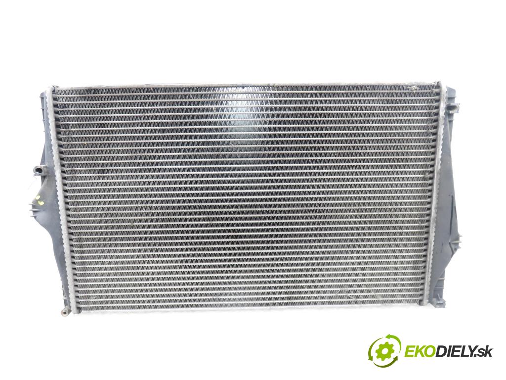 VOLVO XC90 I (275) SUV 2005 200,00 T6 AWD - B 6294 T 2922,00 chladič intercooler 874387Q