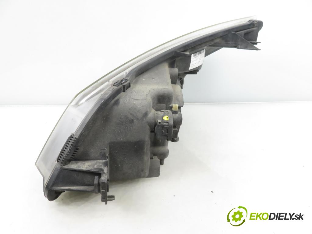 RENAULT ESPACE IV (JK0/1_) VAN 2005 85,00 1.9 dCi 116 - F9Q 820 1870,00 Svetlo PP