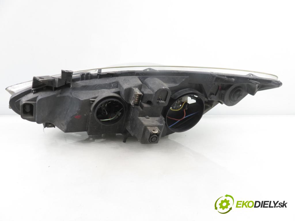 PEUGEOT 307 (3A/C) HB 2005 66,00 1.6 HDi 90 - 9HX (DV6ATED4) 1560,00 Svetlo PP