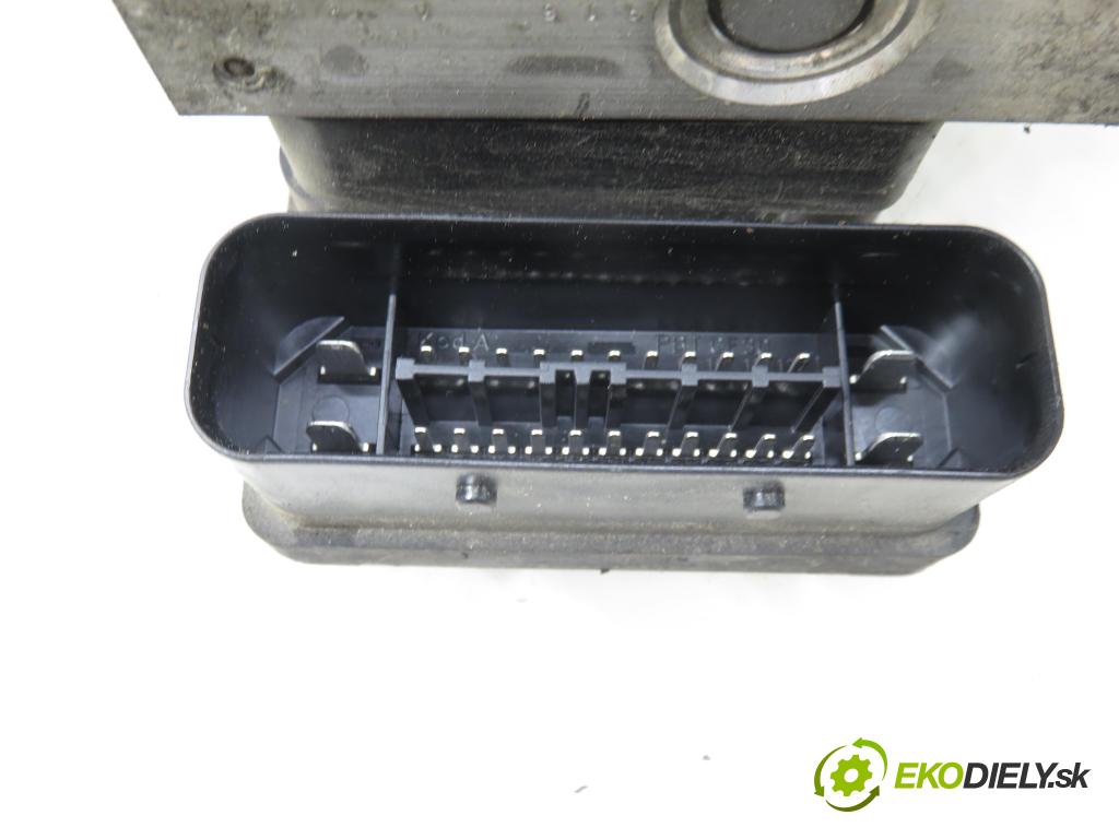 FORD FOCUS II Turnier (DA_, FFS, DS) KOMBI 2006 85,00 1.8 TDCi - KKDA 1753,00 Pumpa ABS 10097001243 ; 10020700714 ; 3M512M110JA (Pumpa ABS)