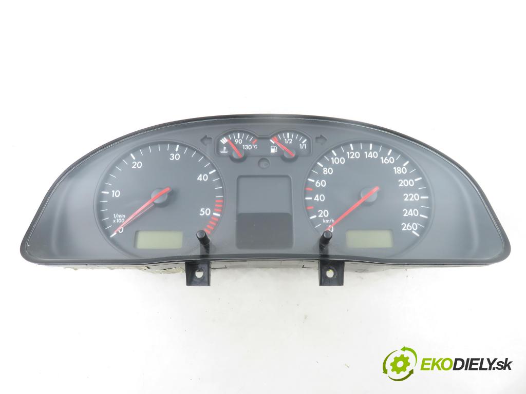 VW PASSAT B5 Variant (3B5) KOMBI 2000 81,00 1.9 TDI - AVG 1896,00 prístrojovka elektrický 3B0920822A