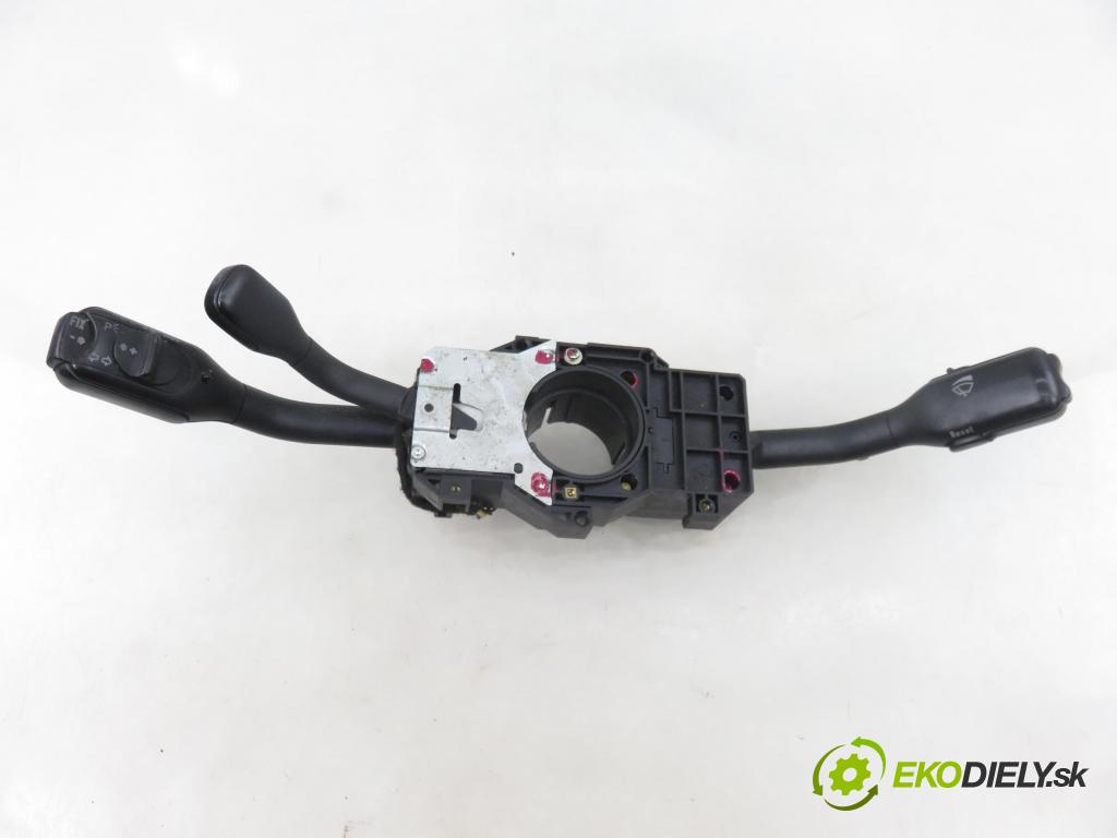 AUDI A4 (8D2, B5) SEDAN 1998 81,00 1.9 TDI 110 - AFN 1896,00 páčka/prepínač 4D0953513P ; 202910 ; 8D9953503D
