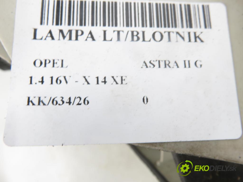 OPEL ASTRA G sedan (T98) SEDAN 1999 66,00 1.4 16V - X 14 XE 1389,00 světlo levé zadní