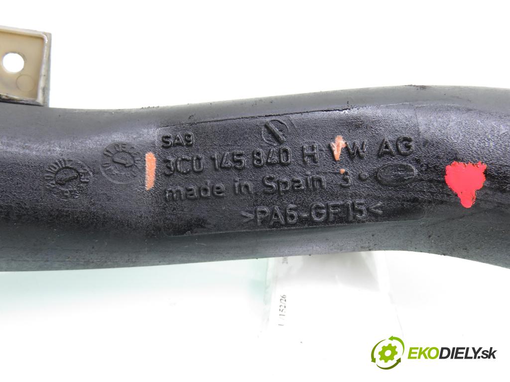 VW GOLF V (1K1) HB 2007 77,00 1.9 TDI - BLS 1896,00 Rúra intercoolera turba 3C0145840H