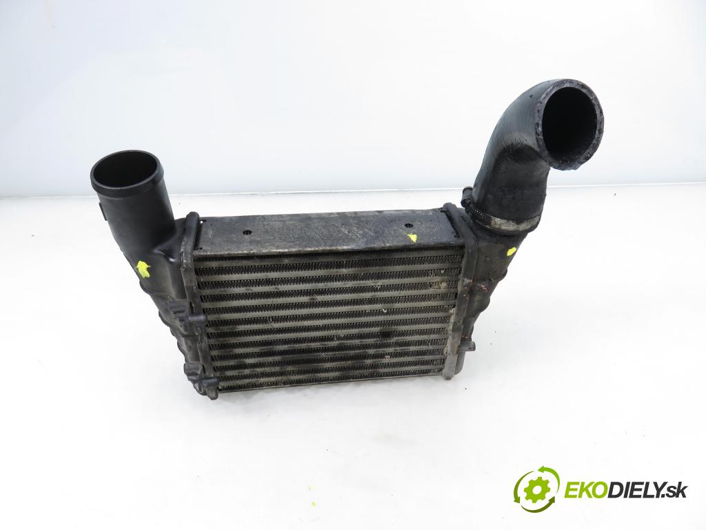 VW PASSAT B5 Variant (3B5) KOMBI 2000 81,00 1.9 TDI - AVG 1896,00 chladič intercooler 058145805C