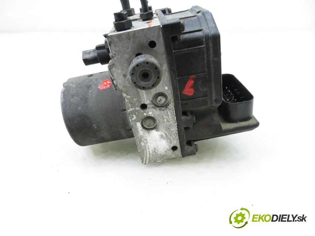 AUDI A4 (8E2, B6) SEDAN 2003 96,00 1.9 TDI PD 130 1896,00 Pumpa ABS 0265950012 ; 0265225045 ; 8E0614517A (Pumpa ABS)