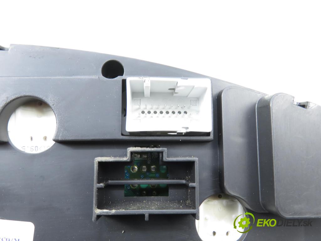 FIAT STILO Multi Wagon (192_) KOMBI 2004 70,00 1.4 16V 95 - 843 A1.000 1368,00 Prístrojovka elektrický 51756699 ; VP1FCF10849VAH