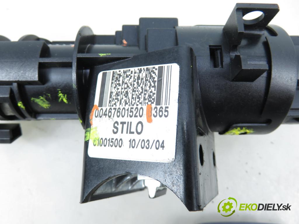 FIAT STILO Multi Wagon (192_) KOMBI 2004 70,00 1.4 16V 95 - 843 A1.000 1368,00 spinačka 05521B365 ; 00467601520 (Spínacia skrinka)