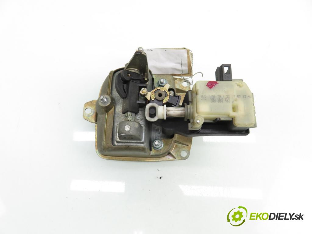 SEAT CORDOBA (6L2) SEDAN 2003 47,00 1.9 SDI - ASY 1896,00 klika dveří kufr 6L6827573D