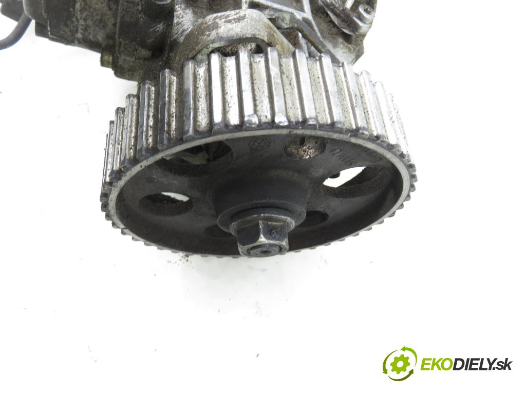 AUDI A4 (8D2, B5) SEDAN 1998 81,00 1.9 TDI 110 - AFN 1896,00 pumpa vstřikovací 0460404969 ; 028130115A (Vstřikovací čerpadlo)