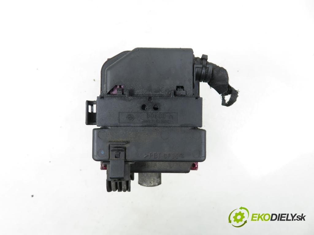 AUDI A4 (8D2, B5) SEDAN 1998 81,00 1.9 TDI 110 - AFN 1896,00 pumpa ABS 0273004282 ; 8E0614111AD ; 0265216562 (Pumpa ABS)